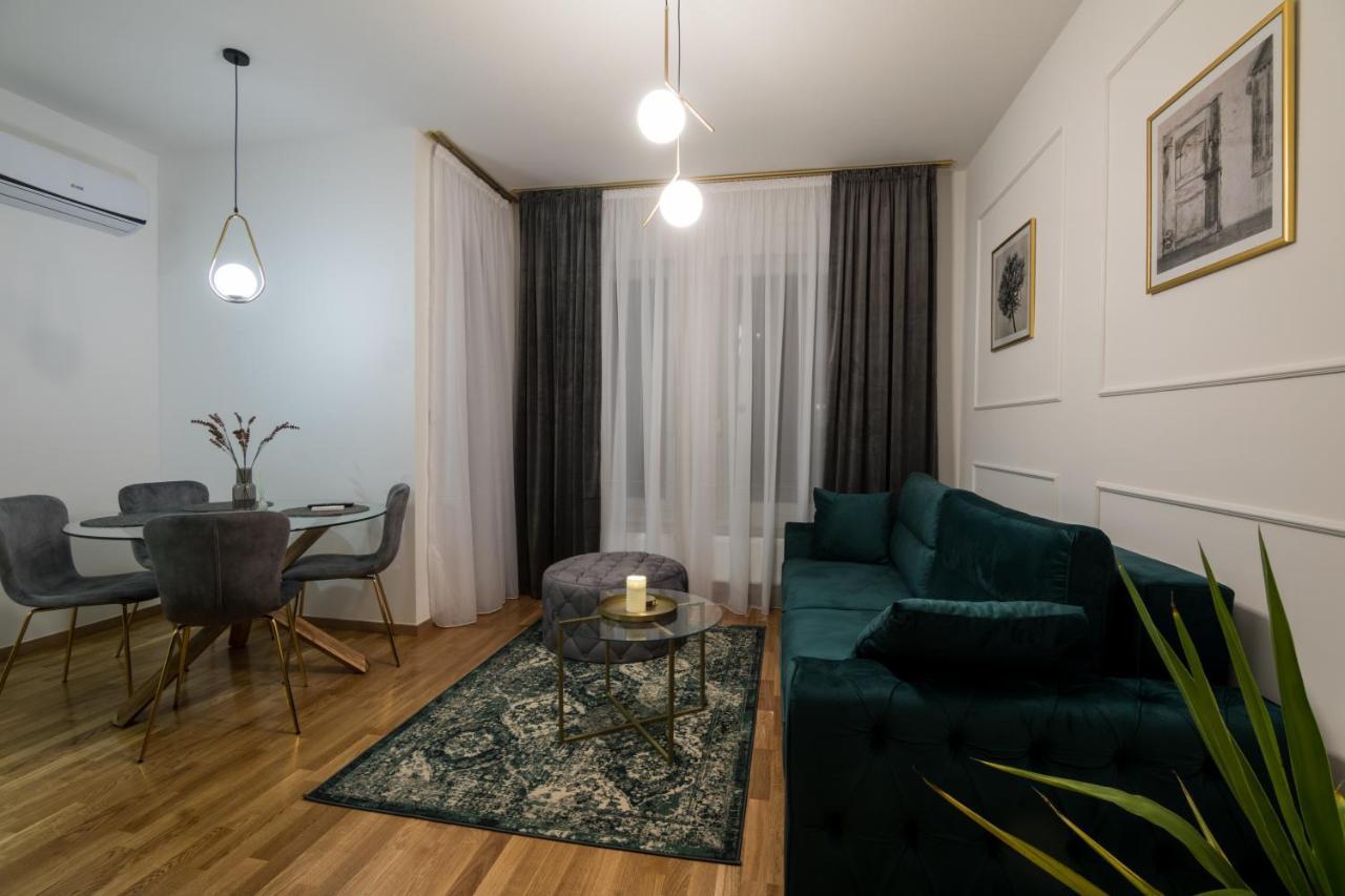 Apartman Park Bijeljina Exteriör bild