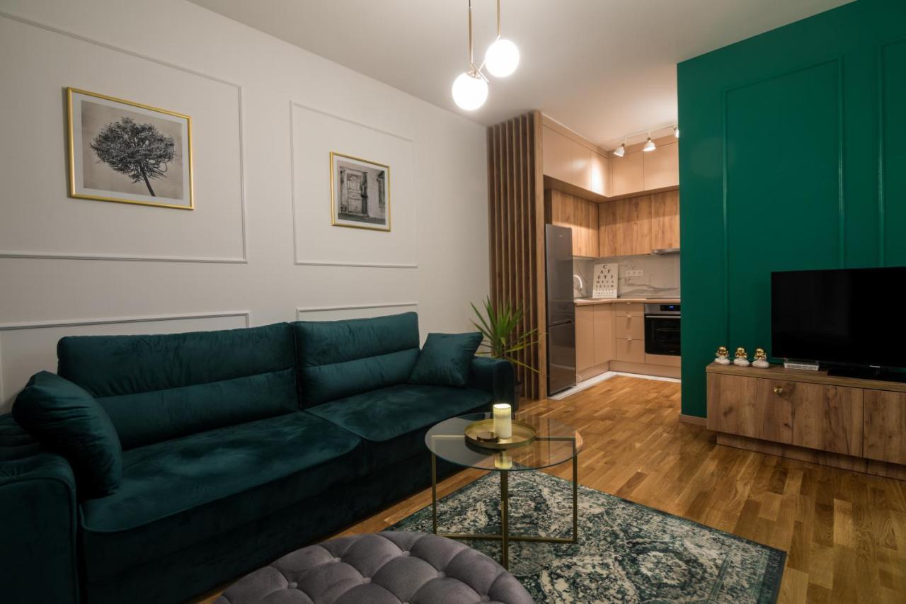 Apartman Park Bijeljina Exteriör bild